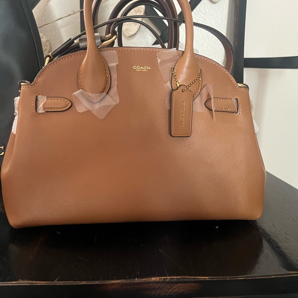 ❌NOT AVAILABLE BRAND NEW COACH SOFT LEATHER EMPIRE 28 IN THE COLOR HONEY